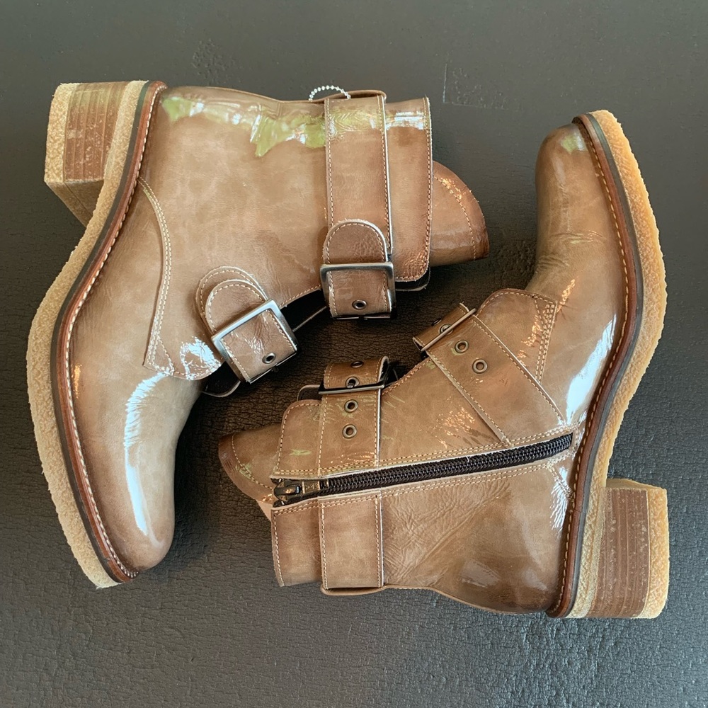 Eric Michael Justina Boot Taupe Patent Leather Buckle Zipper Block Heel 37 pre